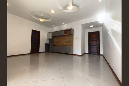 Apartamento à venda com 3 quartos, 130m² em Ingá, Niterói