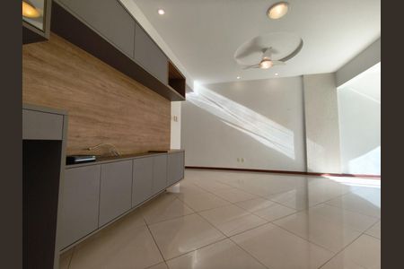 Apartamento à venda com 3 quartos, 130m² em Ingá, Niterói
