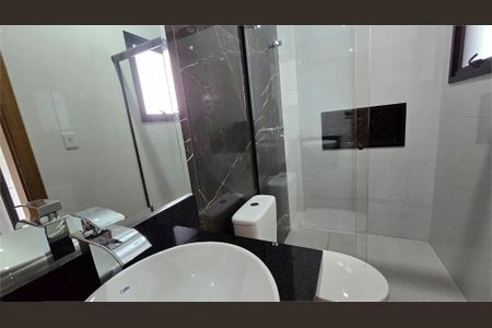 Casa à venda com 3 quartos, 164m² em Parque Sao Domingos, São Paulo