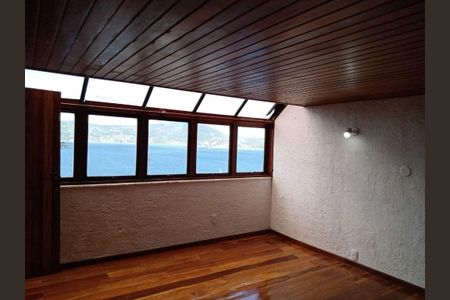 Apartamento à venda com 2 quartos, 216m² em Ingá, Niterói