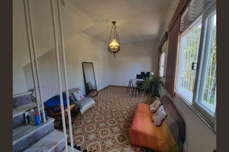 Casa à venda com 3 quartos, 107m² em Santa Rosa, Niterói