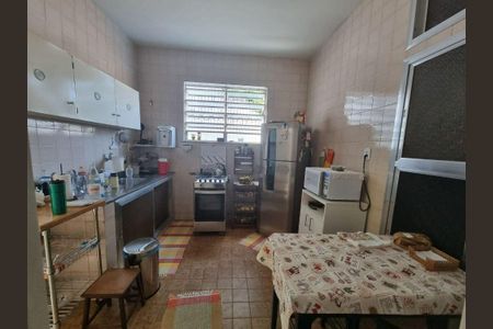 Casa à venda com 3 quartos, 107m² em Santa Rosa, Niterói