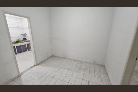 Casa à venda com 1 quarto, 30m² em Santa Rosa, Niterói