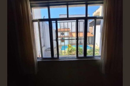 Casa à venda com 348m², 4 quartos e 4 vagas
