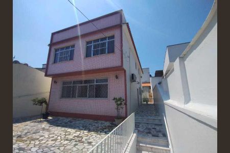 Casa à venda com 348m², 4 quartos e 4 vagas