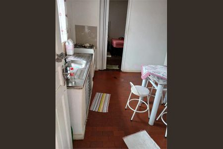 Casa à venda com 220m², 3 quartos e 2 vagas