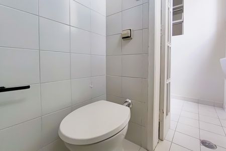 Apartamento à venda com 84m², 3 quartos e 1 vaga Apartamento à venda com 84m², 3 quartos e 1 vagaBanheiro da Suíte