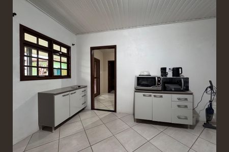 Casa à venda com 120m², 2 quartos e 2 vagasCozinha