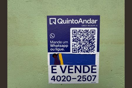 Casa à venda com 120m², 2 quartos e 2 vagasPlaquinha