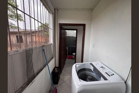 Casa à venda com 120m², 2 quartos e 2 vagasBanheiro