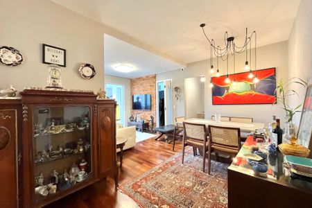 Apartamento à venda com 108m², 3 quartos e 2 vagas Apartamento à venda com 108m², 3 quartos e 2 vagasSala