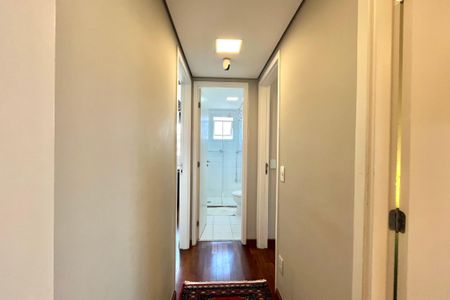 Apartamento à venda com 108m², 3 quartos e 2 vagas Apartamento à venda com 108m², 3 quartos e 2 vagasCorredor