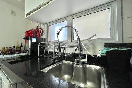 Apartamento à venda com 108m², 3 quartos e 2 vagas Apartamento à venda com 108m², 3 quartos e 2 vagasCozinha