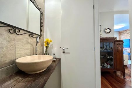 Apartamento à venda com 108m², 3 quartos e 2 vagas Apartamento à venda com 108m², 3 quartos e 2 vagasLavabo
