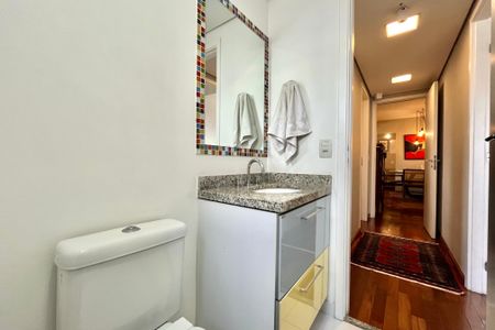 Apartamento à venda com 108m², 3 quartos e 2 vagas Apartamento à venda com 108m², 3 quartos e 2 vagasBanheiro