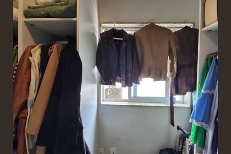 Apartamento à venda com 122m², 3 quartos e 2 vagasCloset do quarto