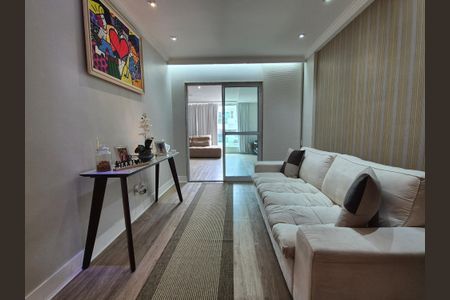 Apartamento à venda com 122m², 3 quartos e 2 vagasSala