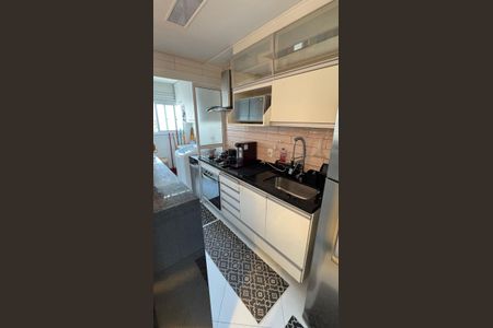 Apartamento à venda com 56m², 2 quartos e 1 vaga Apartamento à venda com 56m², 2 quartos e 1 vagaCozinha e Área de Serviço
