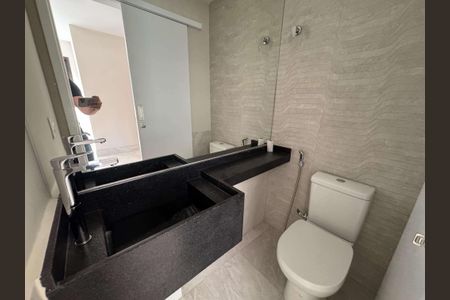Apartamento à venda com 68m², 2 quartos e 1 vaga