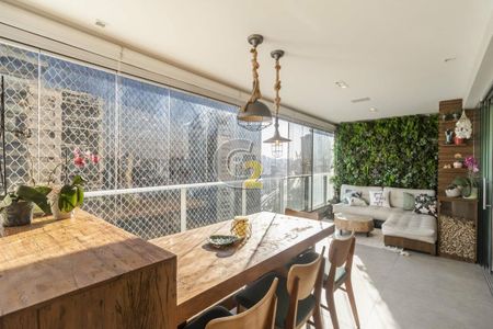 Apartamento à venda com 134m², 3 quartos e 2 vagas