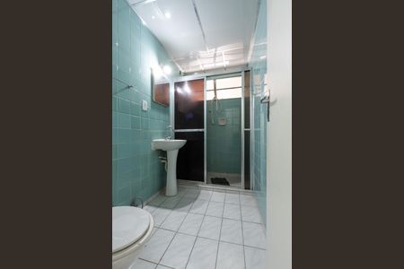 Apartamento para alugar com 74m², 2 quartos e sem vaga Apartamento para alugar com 74m², 2 quartos e sem vagaBanheiro