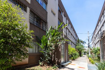 Apartamento para alugar com 74m², 2 quartos e sem vaga Apartamento para alugar com 74m², 2 quartos e sem vagaFachada do Bloco