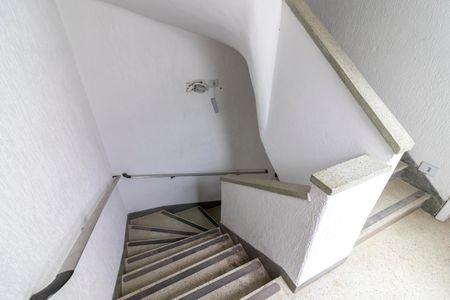 Apartamento para alugar com 85m², 2 quartos e 1 vagaÁrea comum - Escada