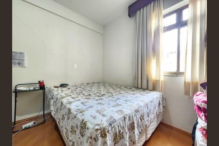 Apartamento à venda com 170m², 4 quartos e 2 vagas Apartamento à venda com 170m², 4 quartos e 2 vagasSuíte