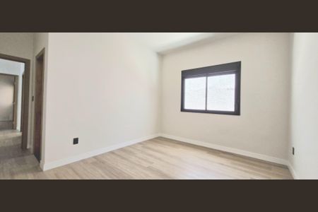 Casa à venda com 199m², 3 quartos e 3 vagasSuíte