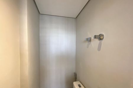 Apartamento à venda com 205m², 4 quartos e 2 vagas Apartamento à venda com 205m², 4 quartos e 2 vagasLavabo do Espaço Gourmet