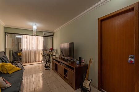 Sala de apartamento à venda com 3 quartos, 83m² em Manacás, Belo Horizonte