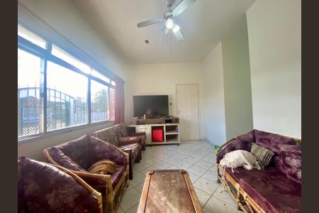 Sala de casa para alugar com 3 quartos, 263m² em Vila Caiçara, Praia Grande