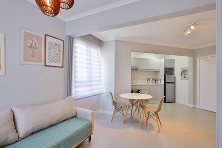 Sala de apartamento para alugar com 2 quartos, 53m² em Bigorrilho, Curitiba