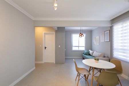Sala de apartamento para alugar com 2 quartos, 53m² em Bigorrilho, Curitiba