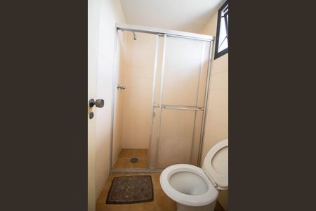 Apartamento para alugar com 589m², 4 quartos e 3 vagas Apartamento para alugar com 589m², 4 quartos e 3 vagasBanheiro da Suíte 2