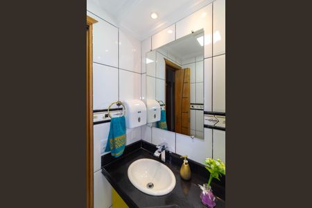 Apartamento à venda com 61m², 3 quartos e sem vaga Apartamento à venda com 61m², 3 quartos e sem vagaBanheiro