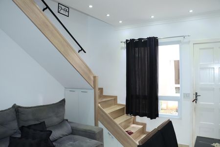 Sala de casa de condomínio para alugar com 2 quartos, 64m² em Centreville, Cotia