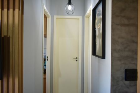 Apartamento à venda com 70m², 2 quartos e 2 vagas Apartamento à venda com 70m², 2 quartos e 2 vagasCorredor