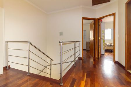 Casa à venda com 135m², 3 quartos e 2 vagas Casa à venda com 135m², 3 quartos e 2 vagasHall dos Quartos