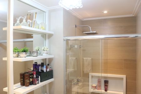 Apartamento à venda com 80m², 2 quartos e 2 vagasBanheiro 