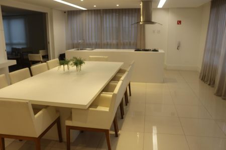 Apartamento à venda com 80m², 2 quartos e 2 vagasÁrea comum - Salão de festas