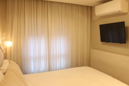 Apartamento à venda com 80m², 2 quartos e 2 vagasSuíte 1