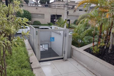 Apartamento à venda com 80m², 2 quartos e 2 vagasÁrea comum