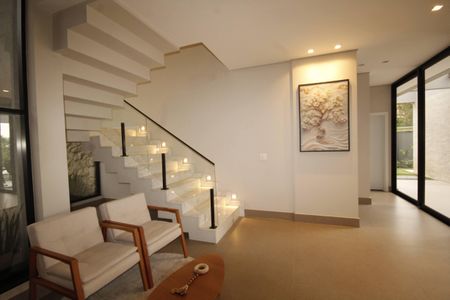 Casa de condomínio à venda com 523m², 4 quartos e 4 vagassala