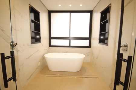 Casa de condomínio à venda com 523m², 4 quartos e 4 vagasbanheiro 5