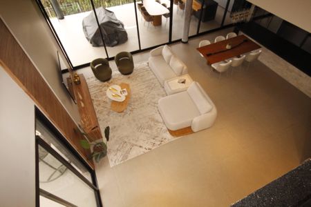 Casa de condomínio à venda com 523m², 4 quartos e 4 vagaspé direito