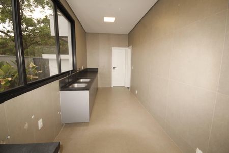 Casa de condomínio à venda com 523m², 4 quartos e 4 vagasÁrea de Serviço