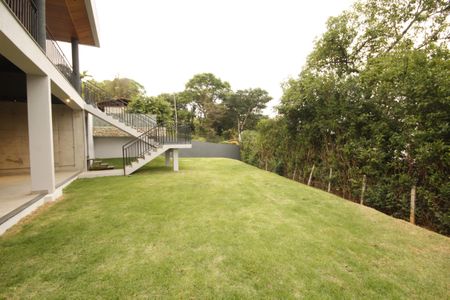 Casa de condomínio à venda com 523m², 4 quartos e 4 vagasQuintal
