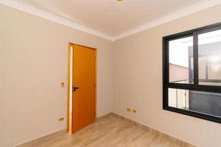 Casa à venda com 160m², 3 quartos e 2 vagasSuíte 2