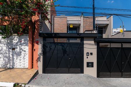 Casa à venda com 160m², 3 quartos e 2 vagasFachada